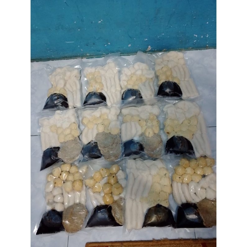 

Pempek Campur