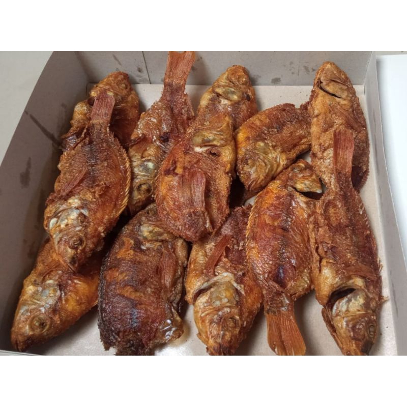 

Nila goreng kering isi 6 ekor 1 kg