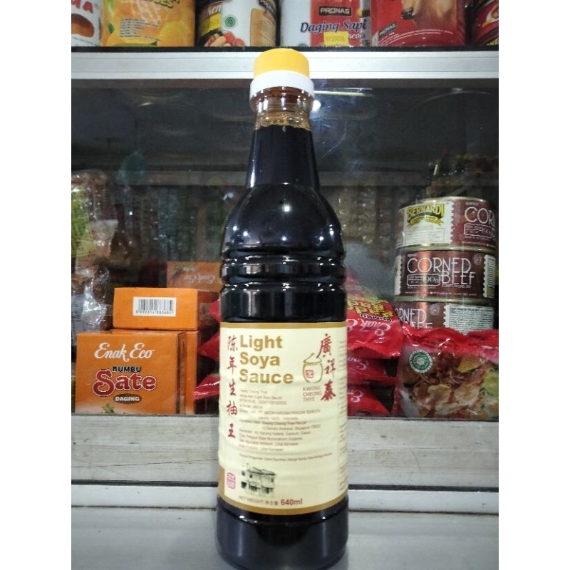 

Kwong Cheong Thye Light Soya Sauce/ Kecap Asin 640ml