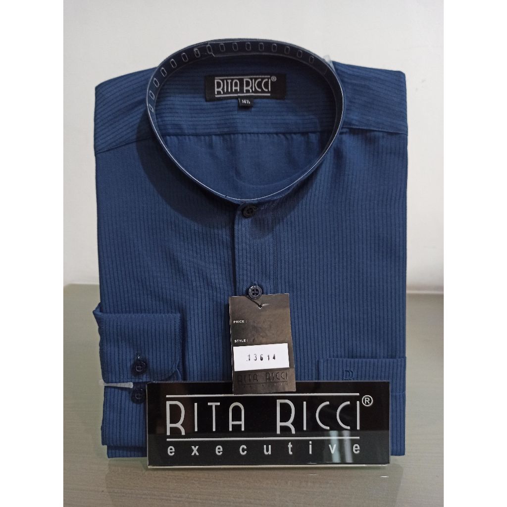 Kemeja Pria Rita Ricci Reguler kerah Koko Motif dobby garis warna biru Navy lengan panjang dan pende