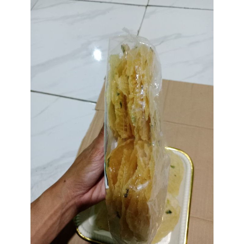 

opak kicimpring opak singkong renyah dan nikmat 500gram