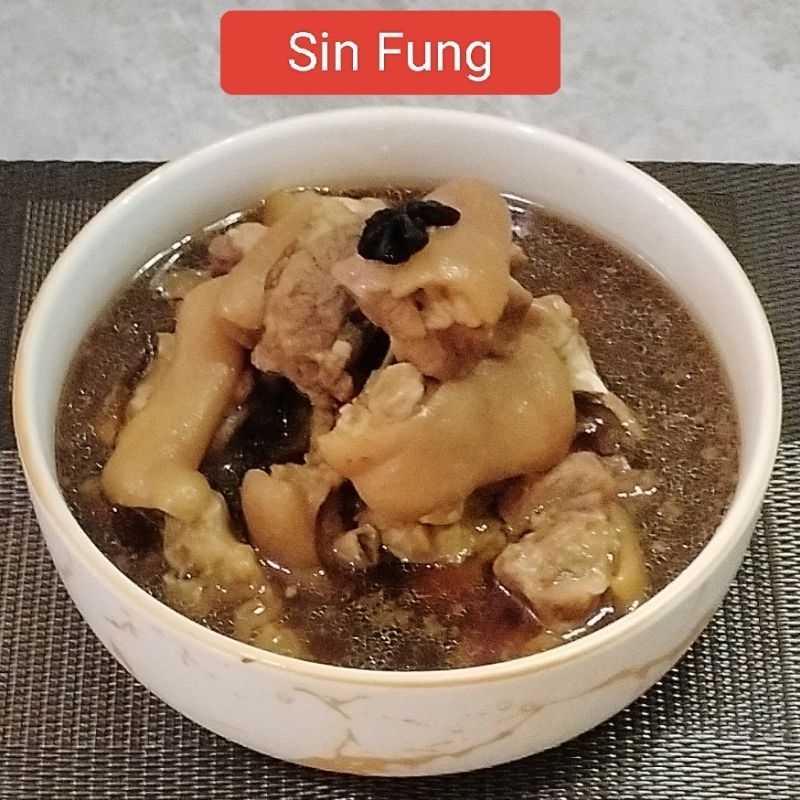 

Tee kha Cukiok Tie Kah masak Kecap Rasa original Sin Fung tanpa pengawet, menggunakan bahan alami. Porsi untuk 2 orang