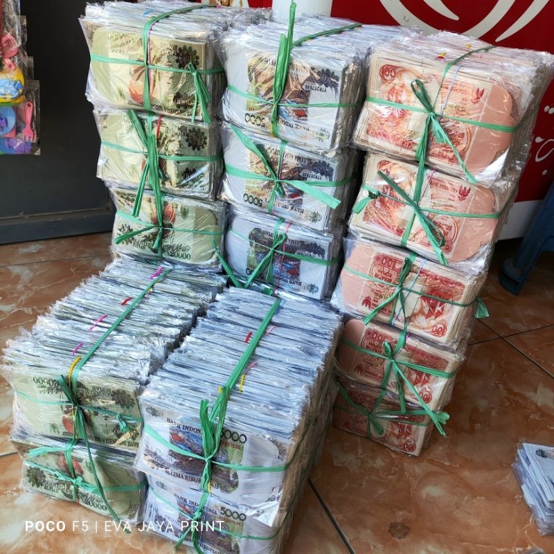 

AMPLOP MEDIUM MOTIF UANG