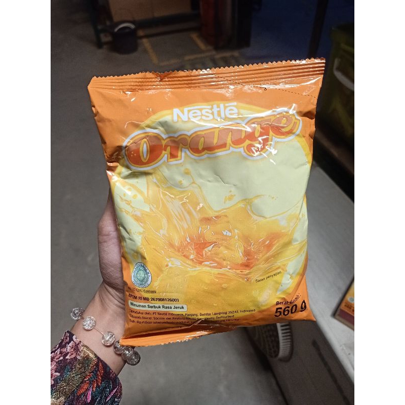

NESTLE ORANGE POUCH 560GR