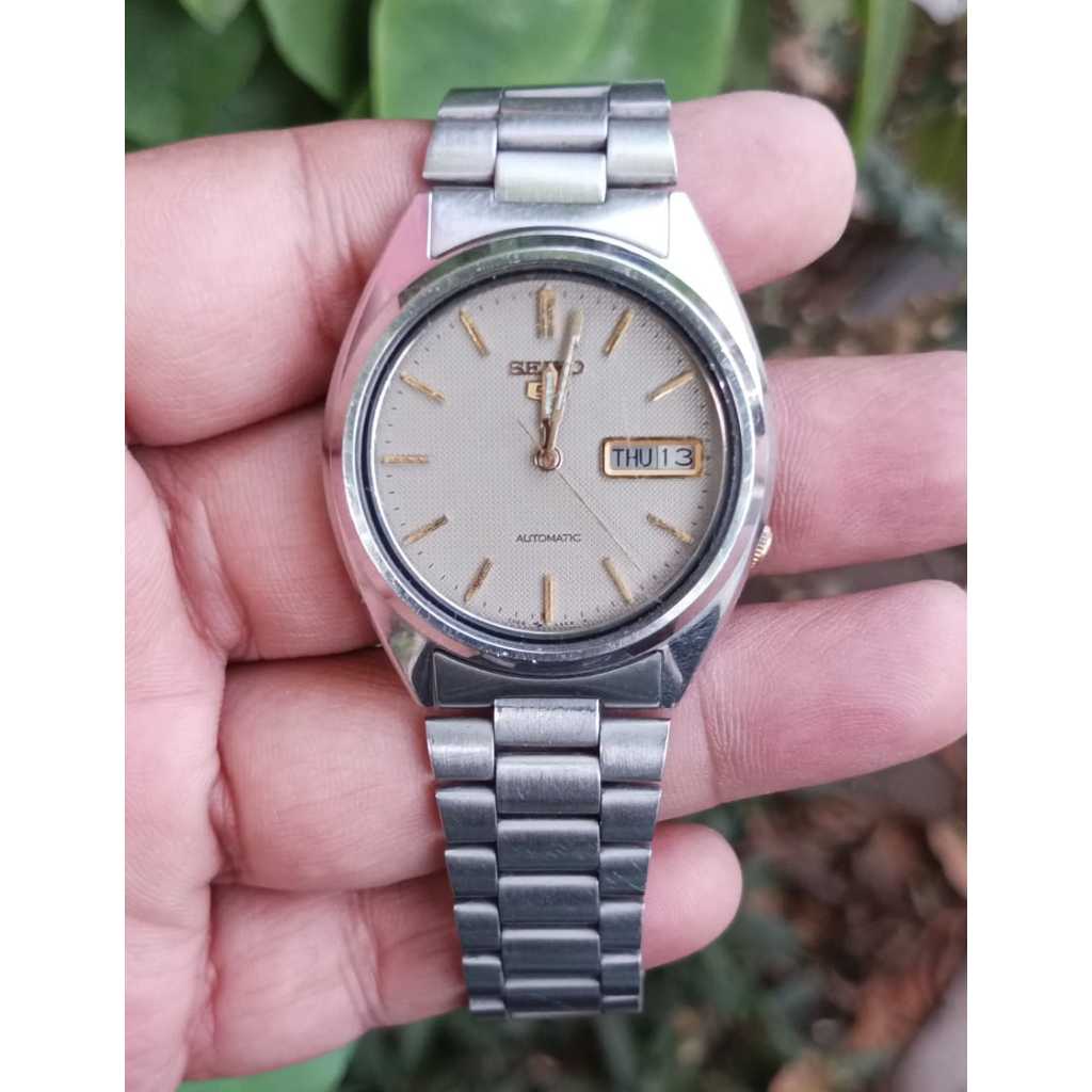 Jam Tangan SEIKO 5 Automatic 7009 Grey Dial Vintage Rantai Original