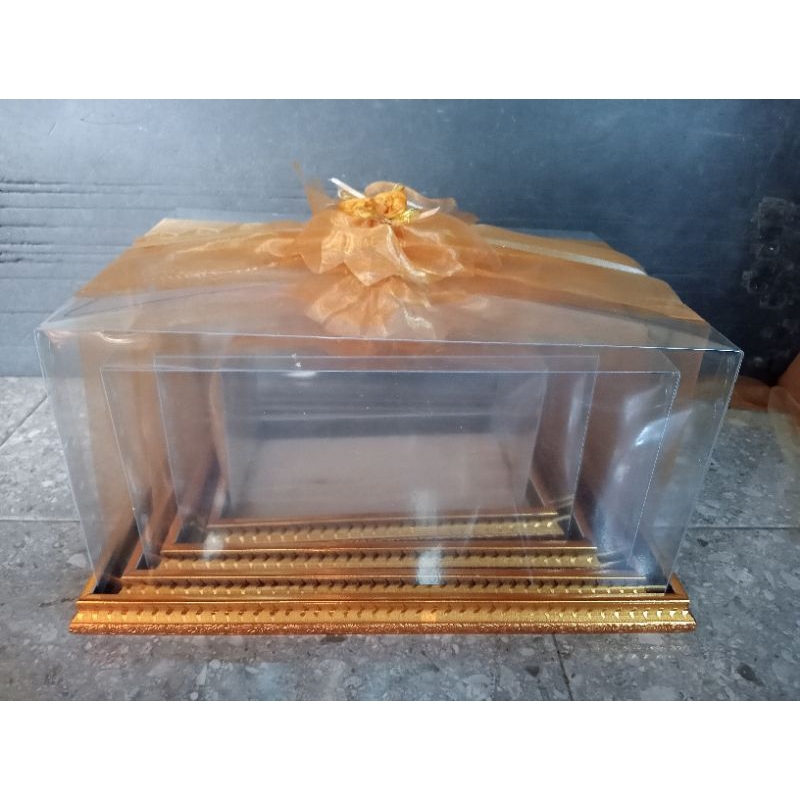 

kotak seserahan fiber 1set isi 4