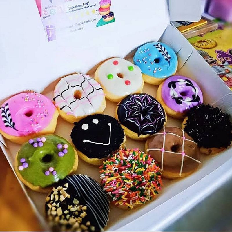 

Donat imut - 1 Lusin