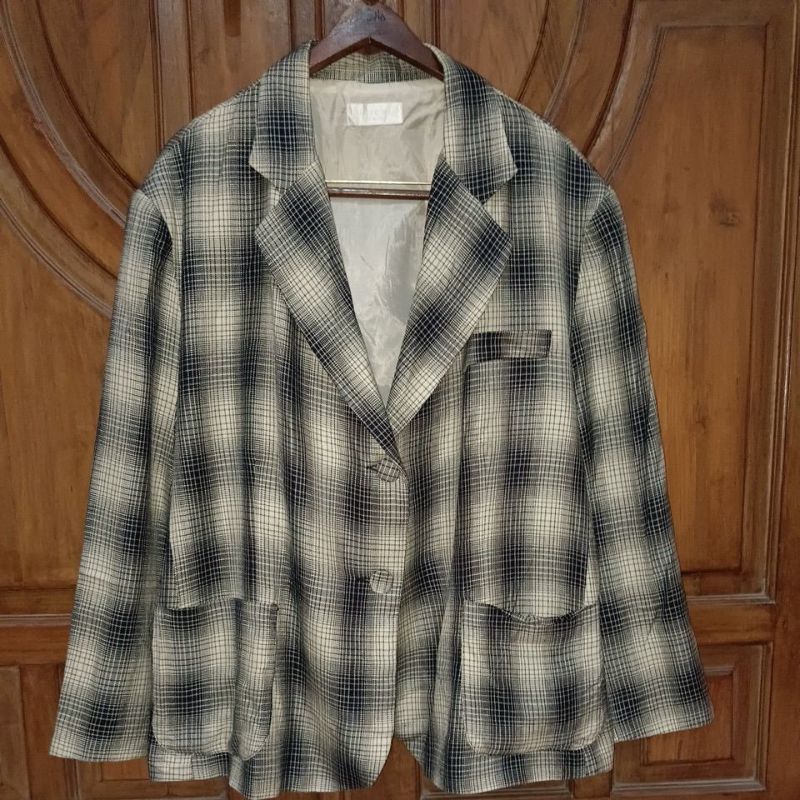 PRELOVED JKICHI Blazer Wanita Tartan Hitam Cream Bigsize LD 130+