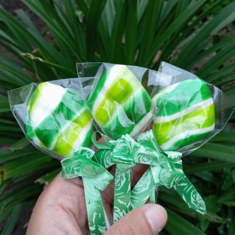 

PERMEN LOLIPOP BENTUK KETUPAT MINI SATU PACK ISI 20 PCS