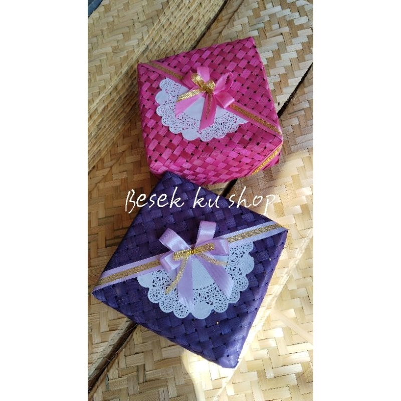 Besek bambu cantik pita 20x20sepasang