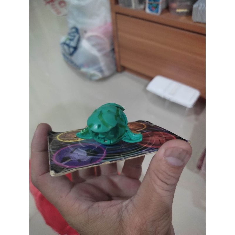 bakugan battle brawlers saurus ventus