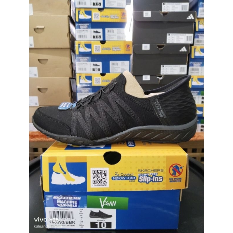 Sepatu SKECHERS BREATHE EASY SLIP INS