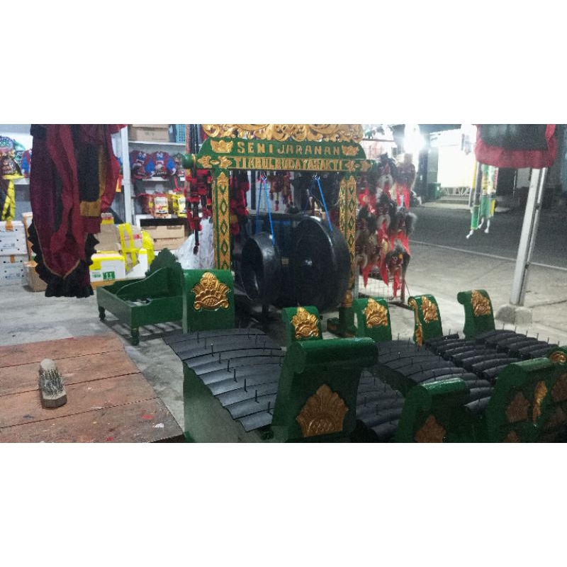 gamelan jaranan buto kayu jati ful set