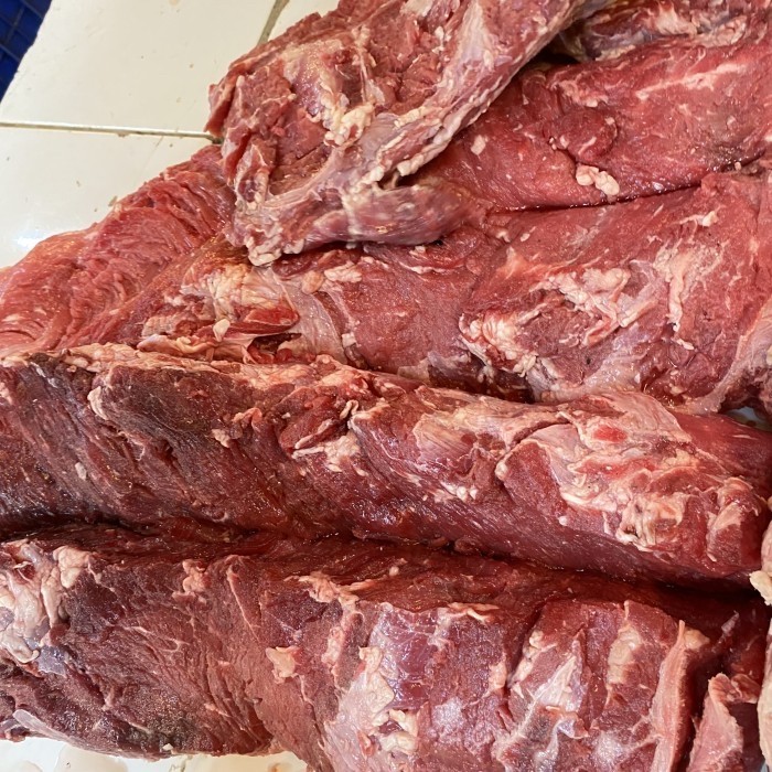 

Beef Sirloin Frozen / Thawing / Daging Sapi Has Luar Lokal Beku
