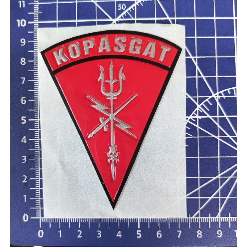 

Stiker embos Kopasgat segitiga