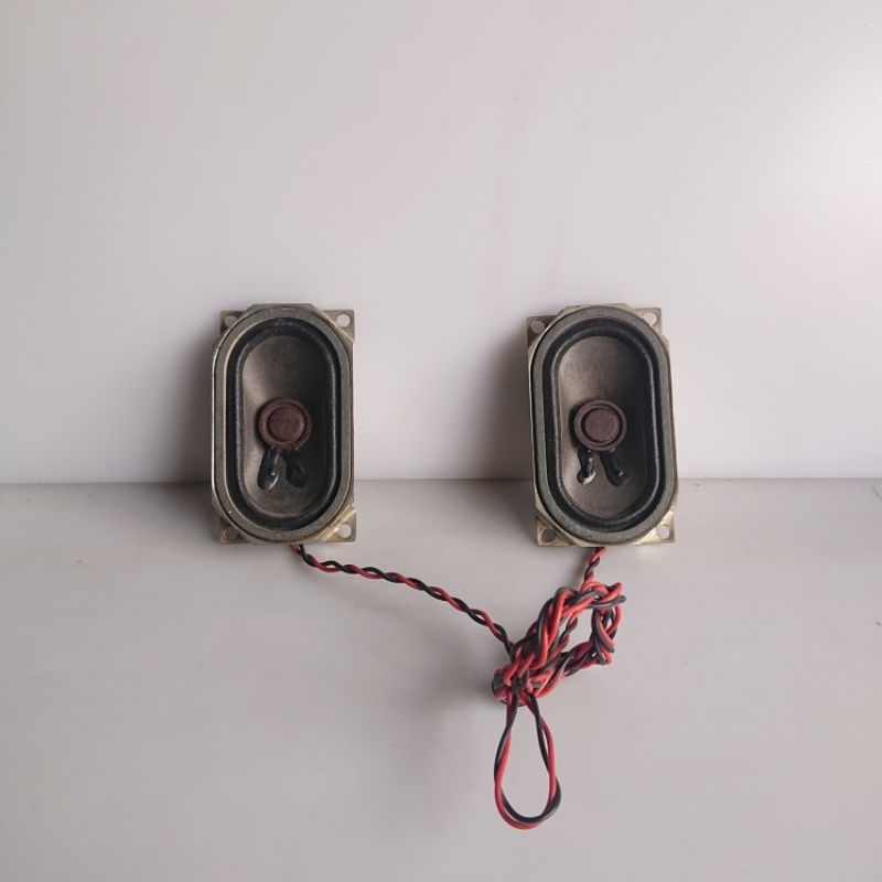 1 SET SPEAKER TV LED ICHIKO 17 INCH S1758 4 OHM 5 WATT