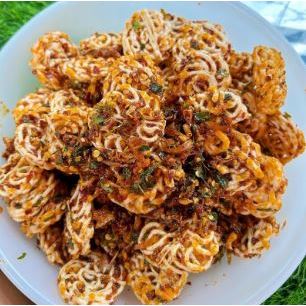 

kerupuk mawar pedas - kerupuk seblak - kerupuk pedo seblak viral 250gr