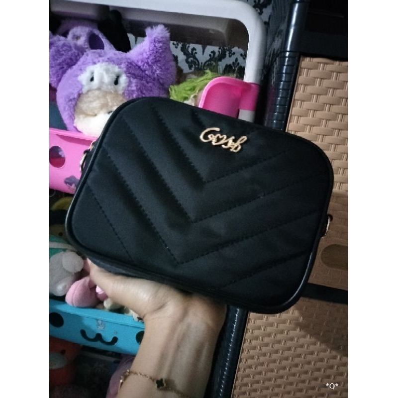 tas gosh bantal