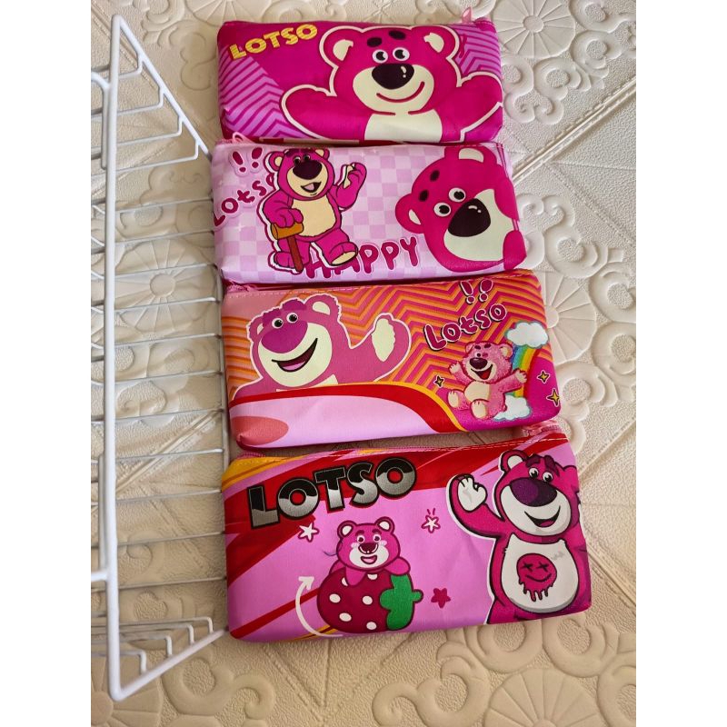 

Tempat Pensil Medium Motif Lotso Lucu 2 Terbaru