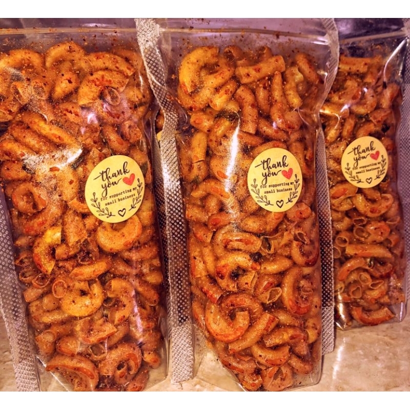 

MAKARONI GURIH PEDAS DAUN JERUK | MAKARONI KRIUK RENYAH | MAKARONI CEMILAN ENAK 3PCS