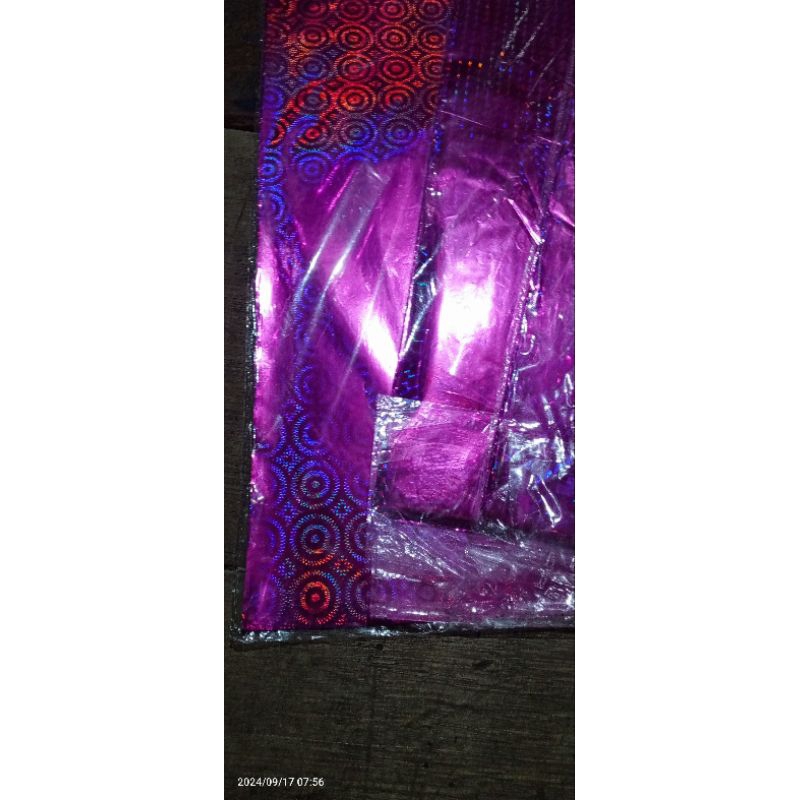 

kertas hologram/kertas kado /kertas pembungkus hadiah