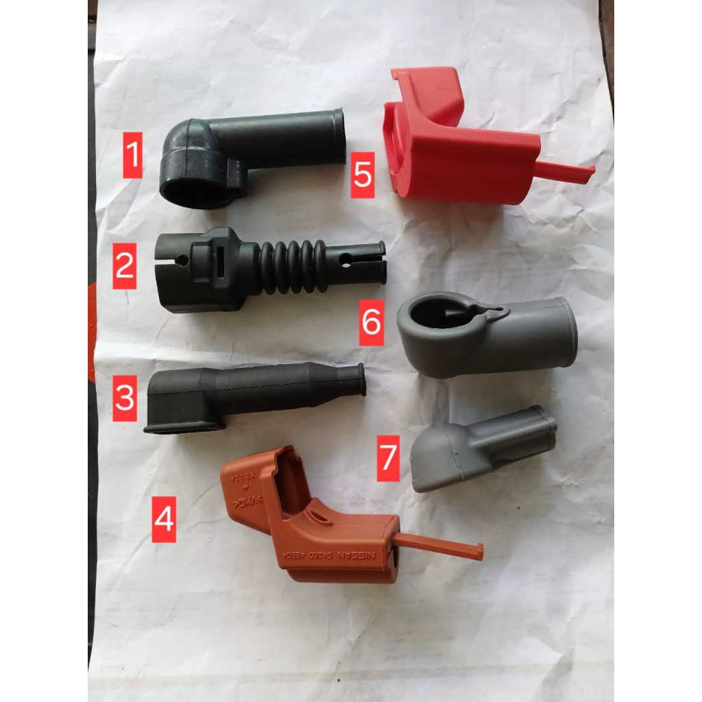 Karet soket socket kabel/ tutup pala accu/ aki mobil motor universal
