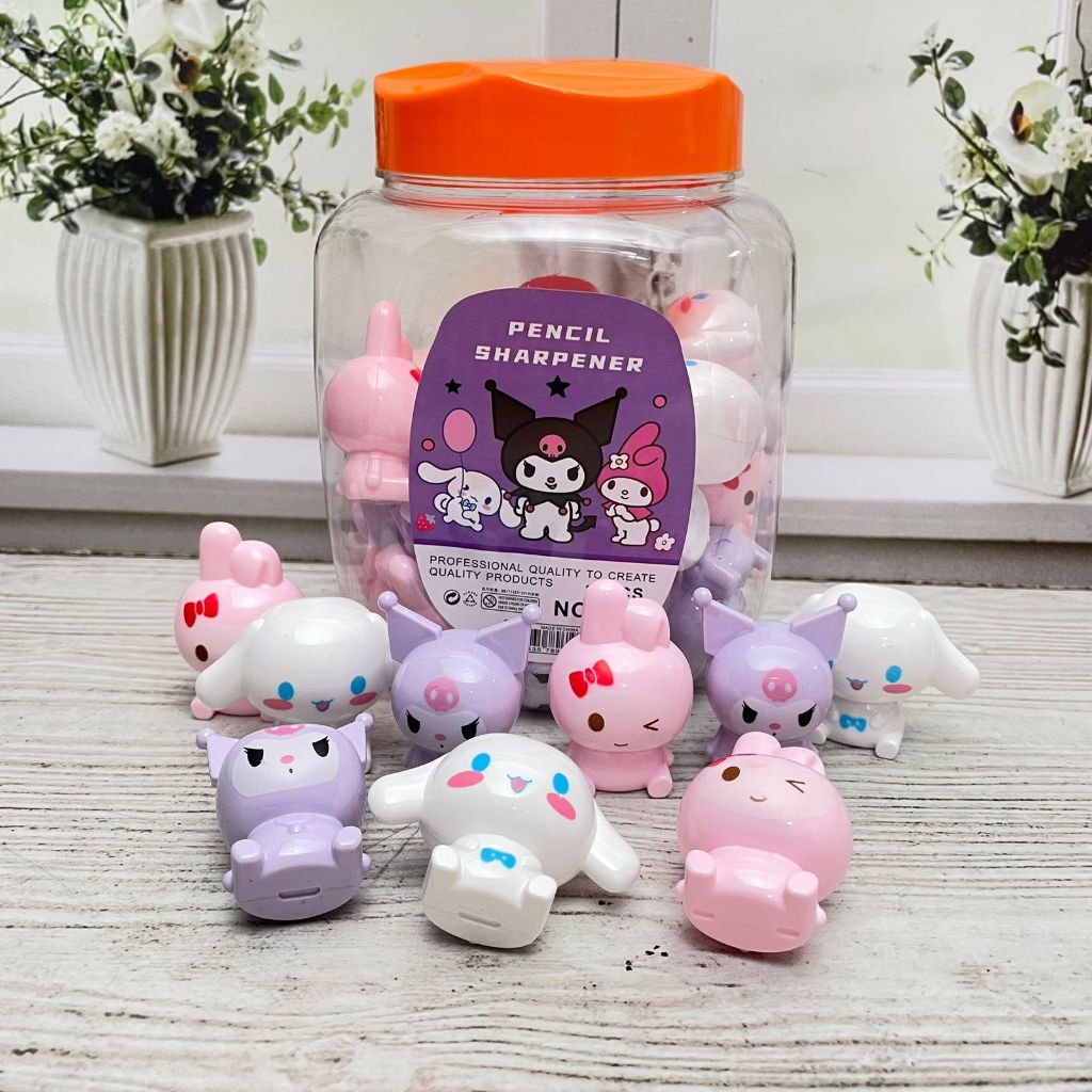 

Rautan Sanrio Serutan Pensil Orotan Motif Kuromi Cinnamoroll Melody R 1472 - Peruncing Lucu Termurah Bahan Plastik Toples Isi 24 pcs Kartun Fancy Sharpener Karakter Alat Tulis Sekolah Kekinian
