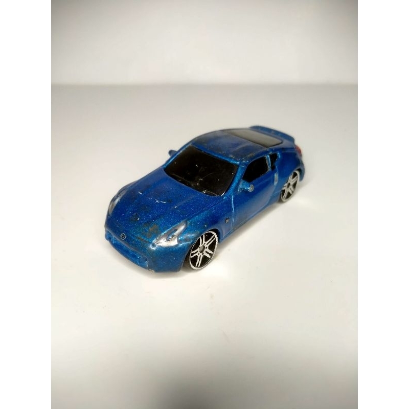 Diecast Maisto Nissan 370Z loose Junk