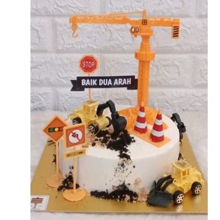 

kue ulang tahun/kue ultah eksavator/kue ultah harley davidson/kue ultah tayo/kue ultah BT21