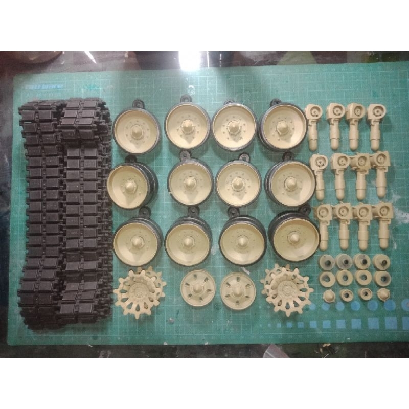 roadwheel, track & lengan suspensi rc tank british challanger 2 heng long 1/16