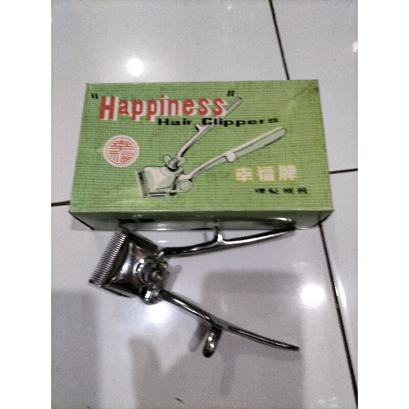 

Gunting happiness