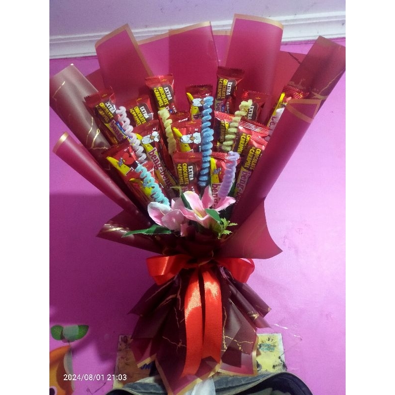 

Buket snack makanan coklat