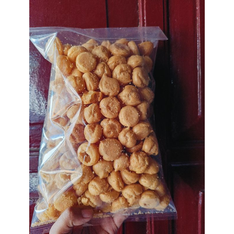 

Soes Kosong Soes Kering Cemilan Kiloan 250 gram