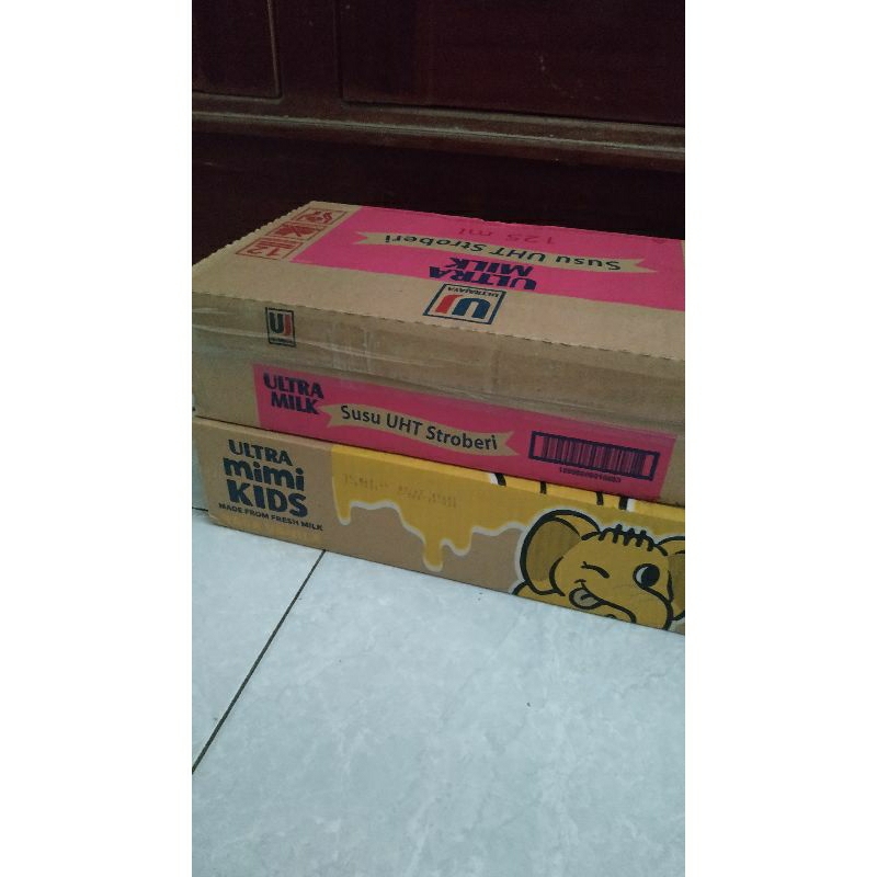 

Susu UHT Ultra milk dan susu UHT Ultra mimi kids 125 ml