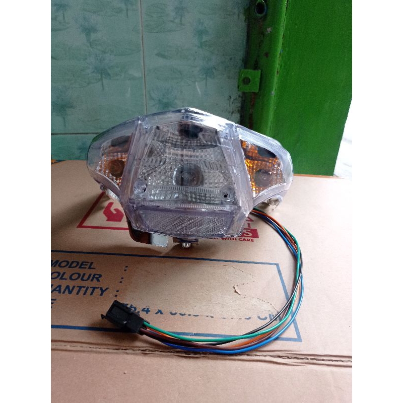 REFLEKTOR LAMPU STOP BELAKANG BEAT OLD LAMA KARBU COSTUM HITAM