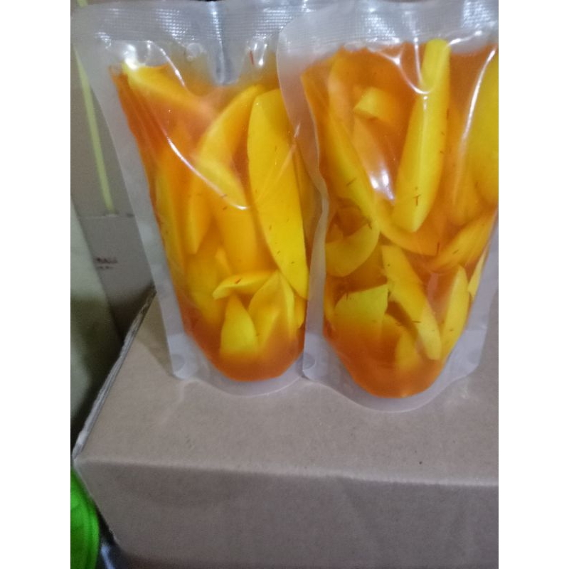 

MANISAN MANGGA PEDAS ISI.400GR.RASA.DIJAMIN.ENAK