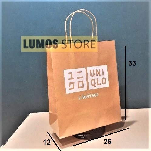 

Paper bag Uniqlo medium coklat 2 sisi 26 x 33 x 12 cm tuisan putih