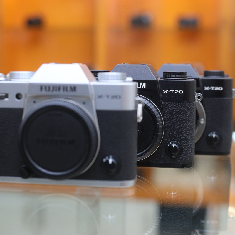 KAMERA FUJIFILM XT20 BODY ONLY TERMURAH - KAMERA MIRORLES FUJIFILM XT20 BODY ONLY - MIRORLES FUJIFIL