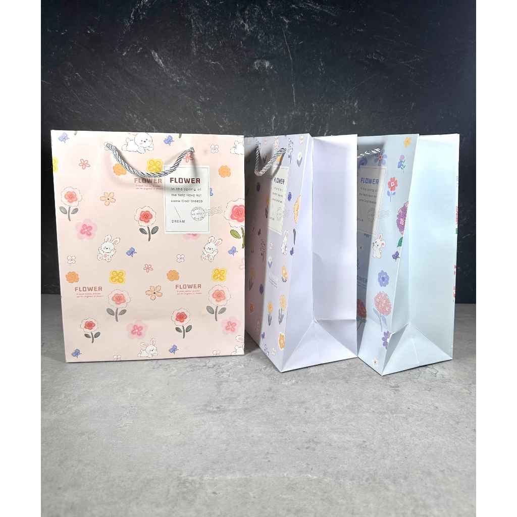 

(Lsn)PAPERBAG SD-9092 M / PAPERBAG MOTIF BUNGA