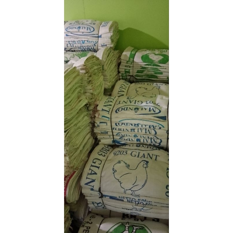Karung bekas pakan ayam 50kg wadah jagung,padi,sampah