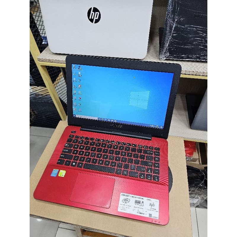 LAPTOP ASUS INTE L CORE i3 gen 6 RAM 4GB SSD 128WINDOWS 10