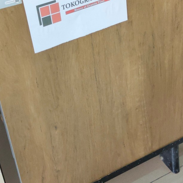 GRANIT LANTAI ESSENZA TEAK WOOD 60X60/1.44M[FREE ONGKIR]