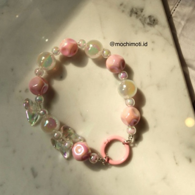 Gantungan HP/ Tas Kupu Kupu - PINK - Premium beads, setiap pembelian gratis 1 kertas mika untuk HP.
