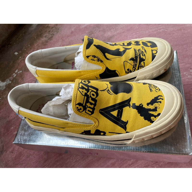 Compass UNKL Slip On