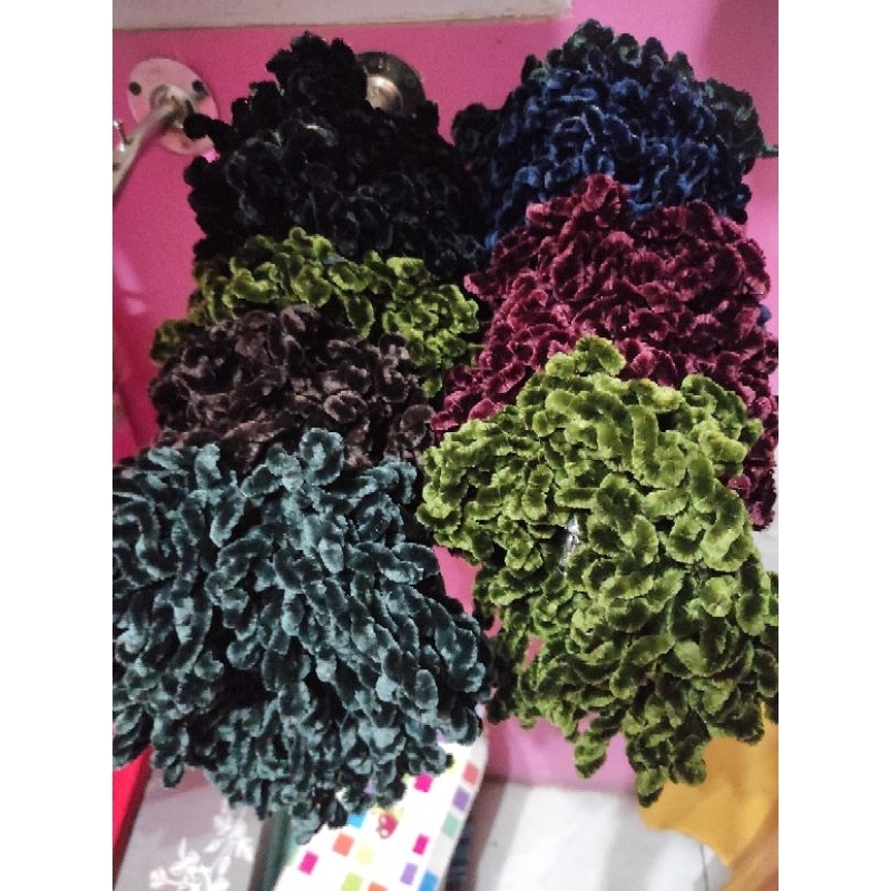 

Tali Rambut besar warna gelap