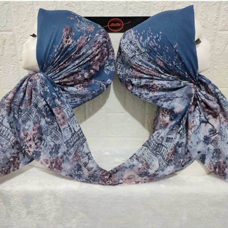 Hijab Segi Empat Voal Motif Mesya Warna Biru Denim Jilbab Kerudung Terbaru