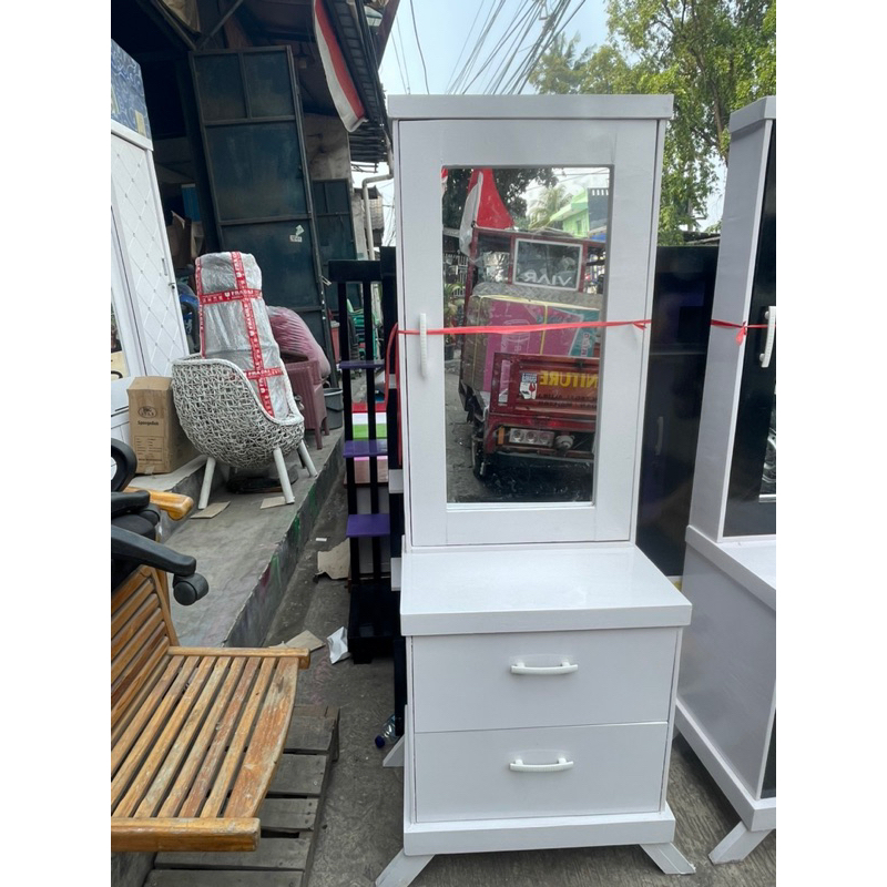 MEJA RIAS ,MEJA TOLET,MEJA MAKE UP,MINIMALIS