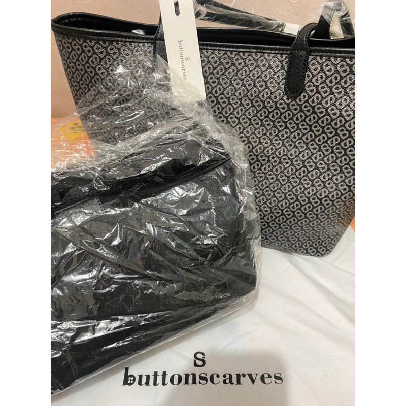 IZZY CANVAS TOTE BAG BUTTONSCARVES [BLACK]