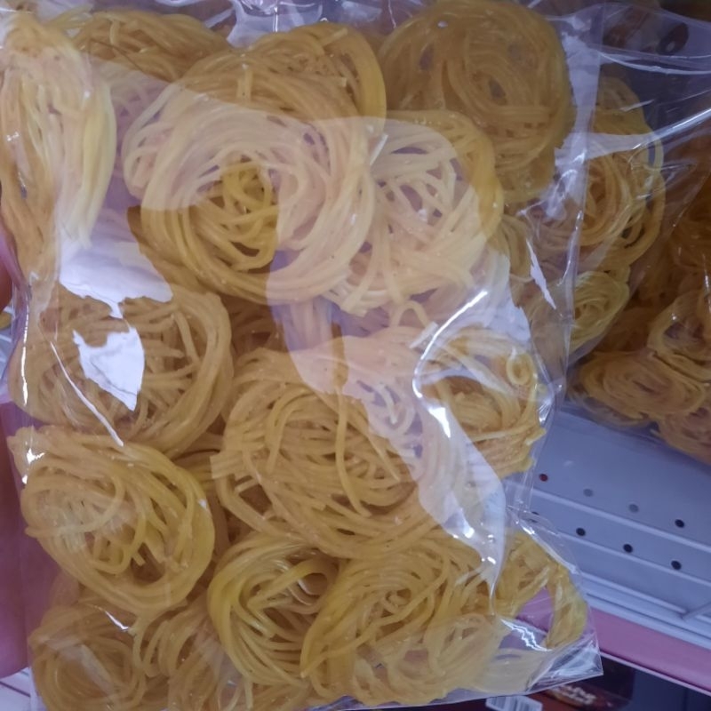 

Menerima pesanan kerupuk Mie mentah