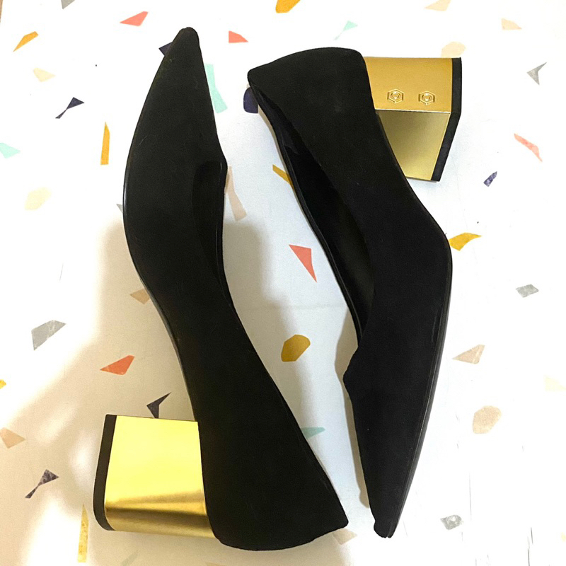 Charles & Keith Classic Pump - Gold Heels